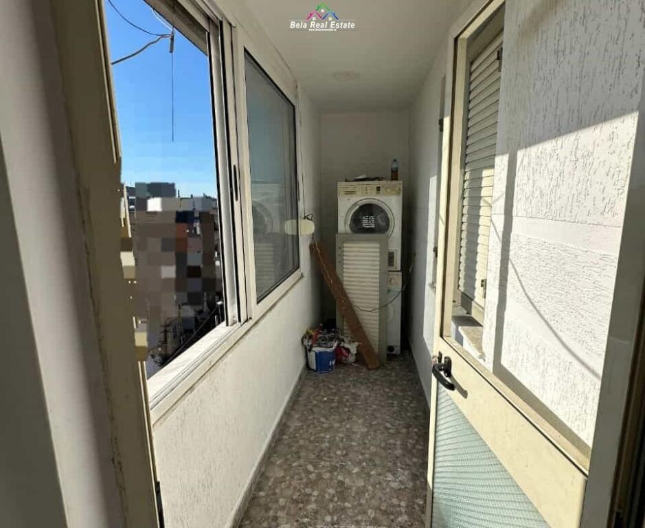 Apartament Ne shitje 2+1 Ne Kombinat (ID B121214) Tirane