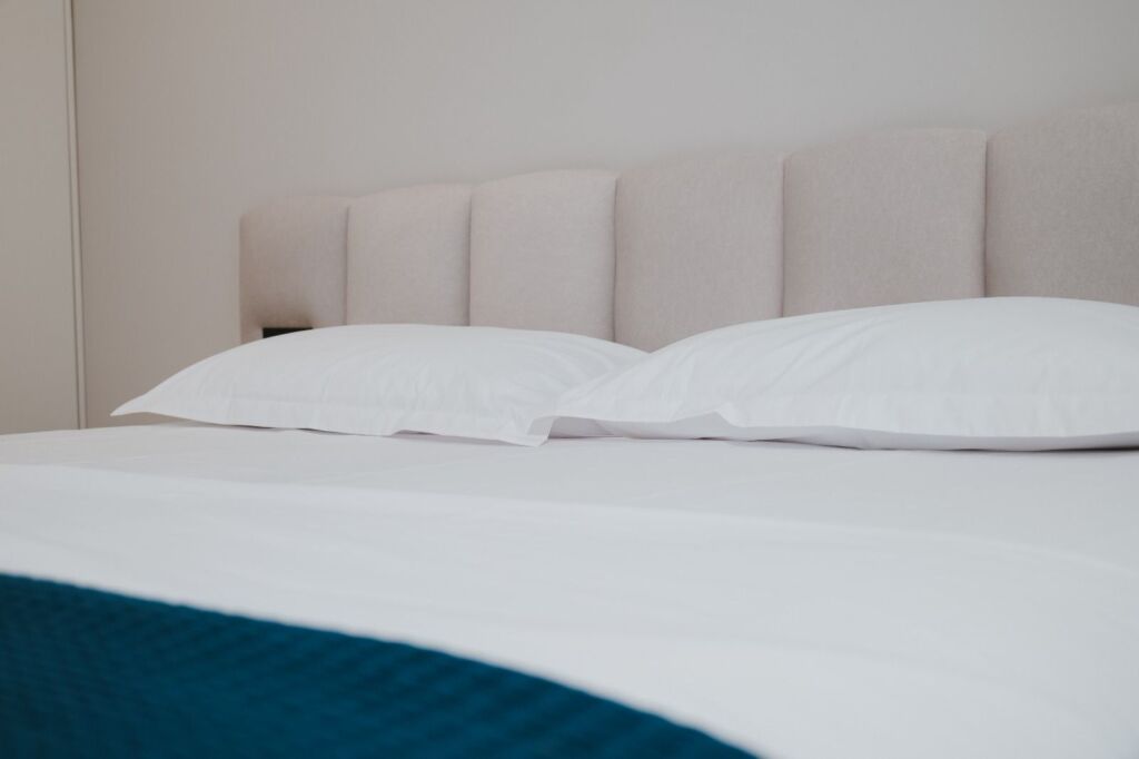 Rent | 2 Garsoniere | Skanderbeg Square | 1000 €/month