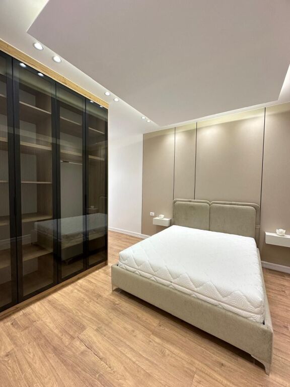 Appartamento 2+1 in vendita a Golden Park, Amerikam3