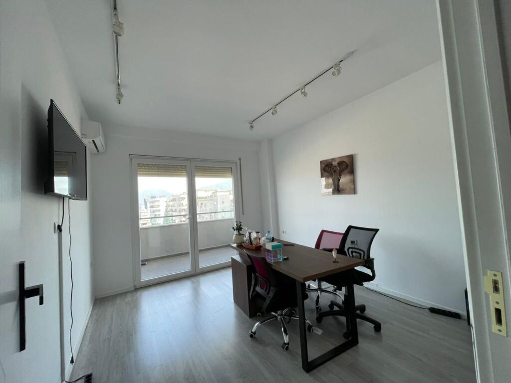 PREMISES FOR RENT AT KRISTAL CENTER