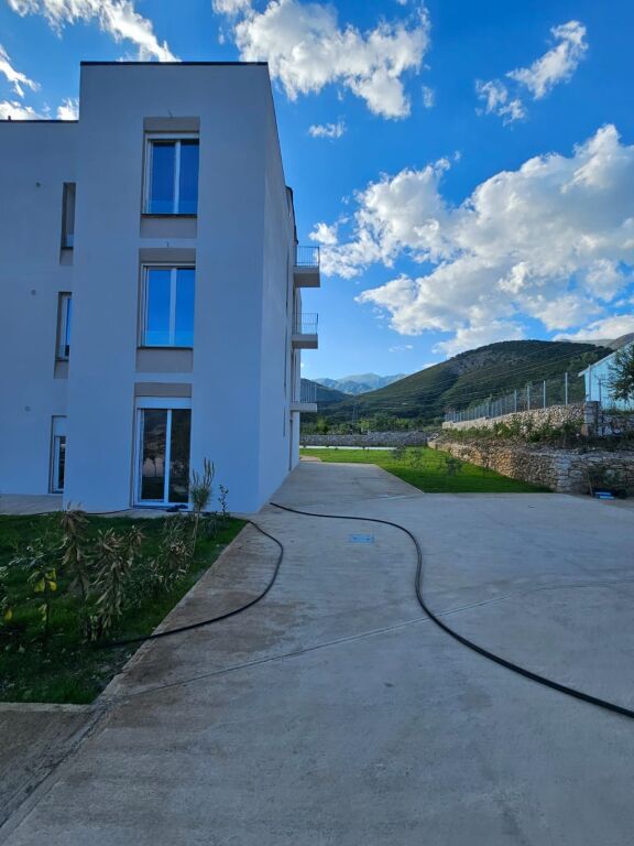 🔵 In vendita: 1+1 Himarë (te kalçeto) 📍 - (120.000 Eu) Sup: 52 m² & 1 posto auto incluso || 120.000 euro || Palazzo appena completato🔥🔥
