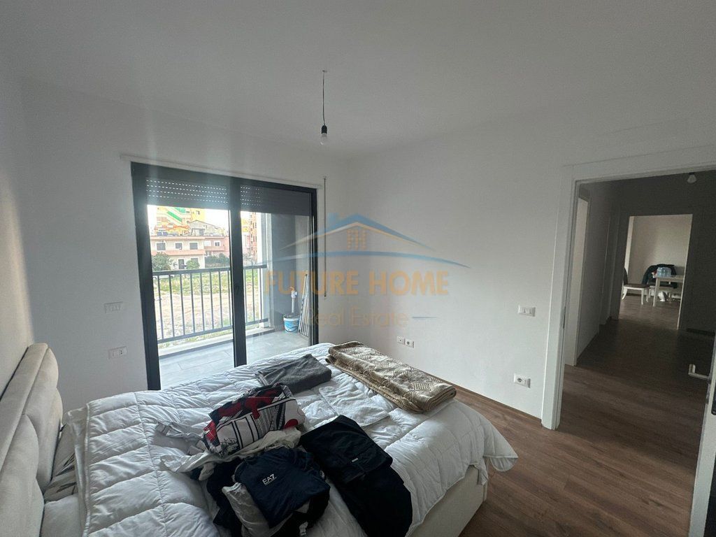 Qera, Apartament 2+1+2+Post Parkimi, Bulevardi Ri, Tirane
