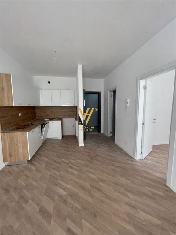 SHITET APARTAMENT1+1+BLK TEK UNIVERS CITY 90.000 EURO