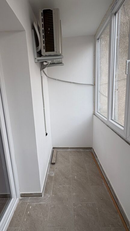 Jepet me qera apartament 1+1 i mobiluar tek Rruga Irfan Tomini