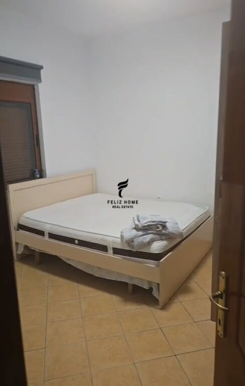 APARTAMENT ME QERA 2+1 BULEVARD I RI 450 EURO  FH-72466