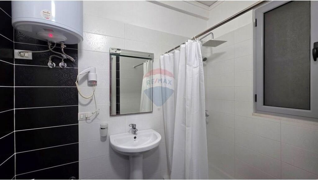 Super Opportunity Apartment 1+1 for sale in Uji i Ftohtë, near Tiku &amp; Mato, Vlorë