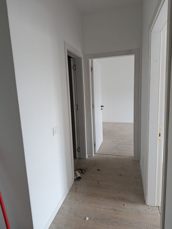 Qera | Apartament 2 + 1 | Rruga 5 Maji | 500 €/muaj