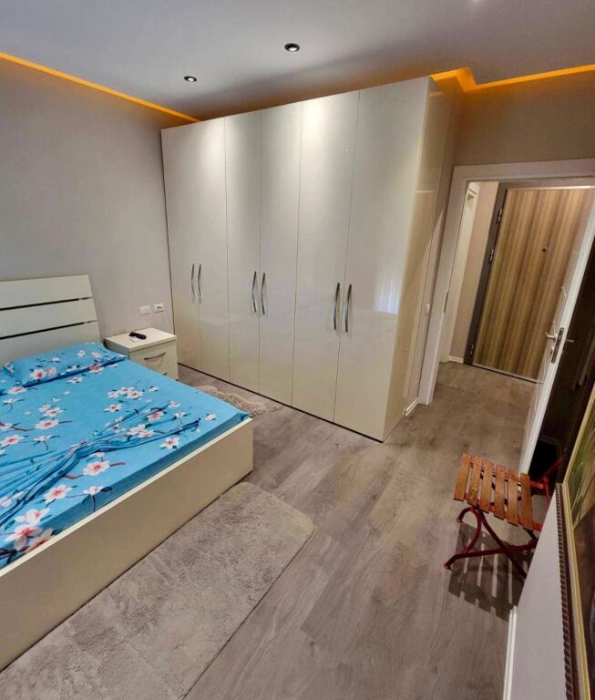 📍 Jepet me qera apartament 2+1  Kompleksi ASL Rruga Kongresi i Manastirit