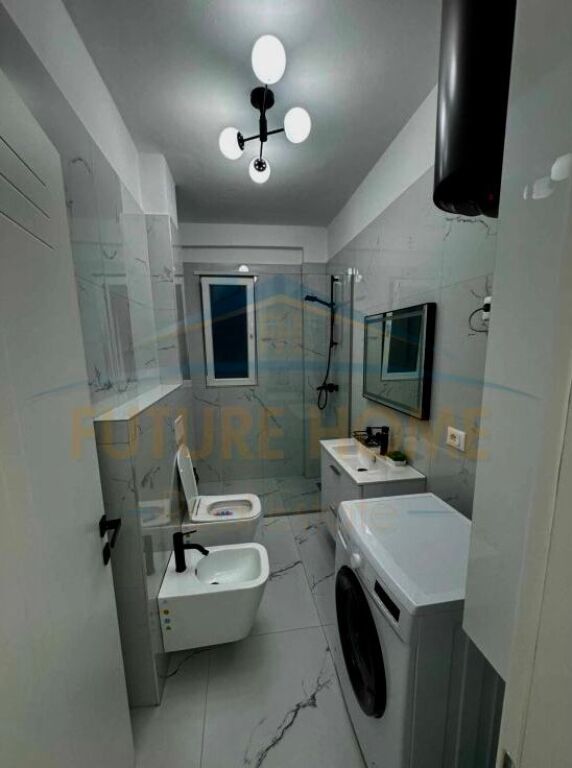 Qera, Garsoniere, Unaza e Re. 350 €