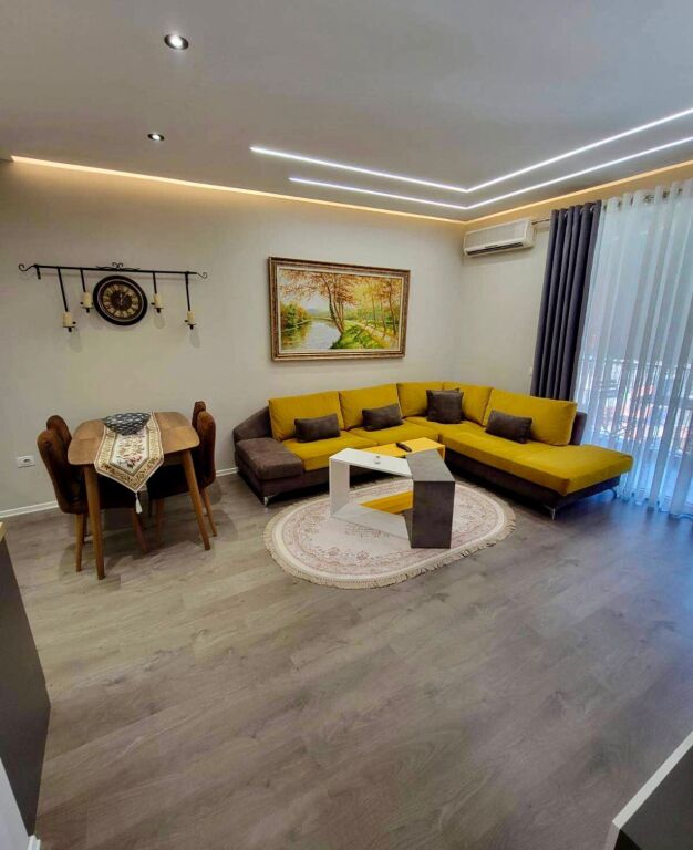 📍 Jepet me qera apartament 2+1  Kompleksi ASL Rruga Kongresi i Manastirit