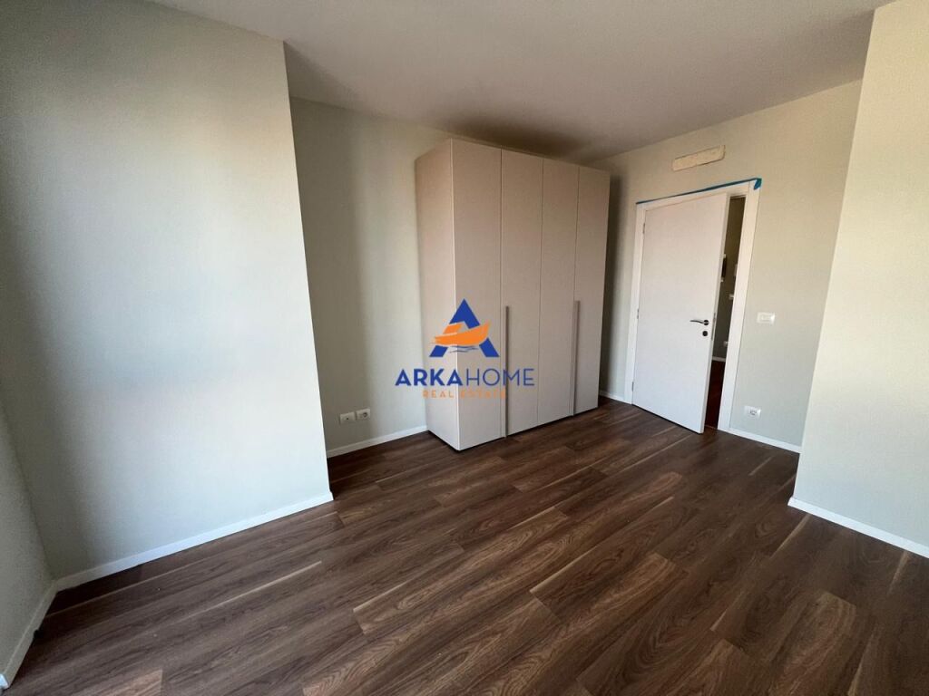 JEPET APARTAMENT ME QERA 1+1 "ISH DOGANA" 55000 LEKE