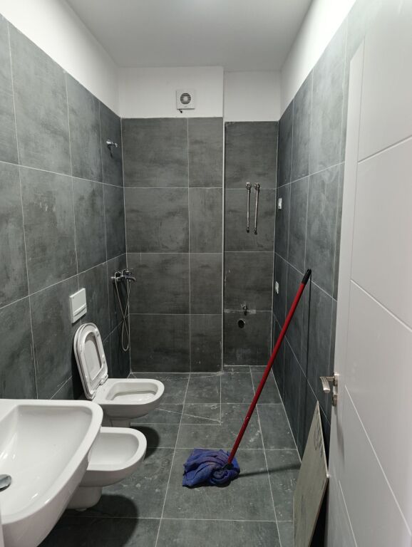 Qera | Apartament 1 + 1 | Rruga 5 Maji | 400 €/muaj