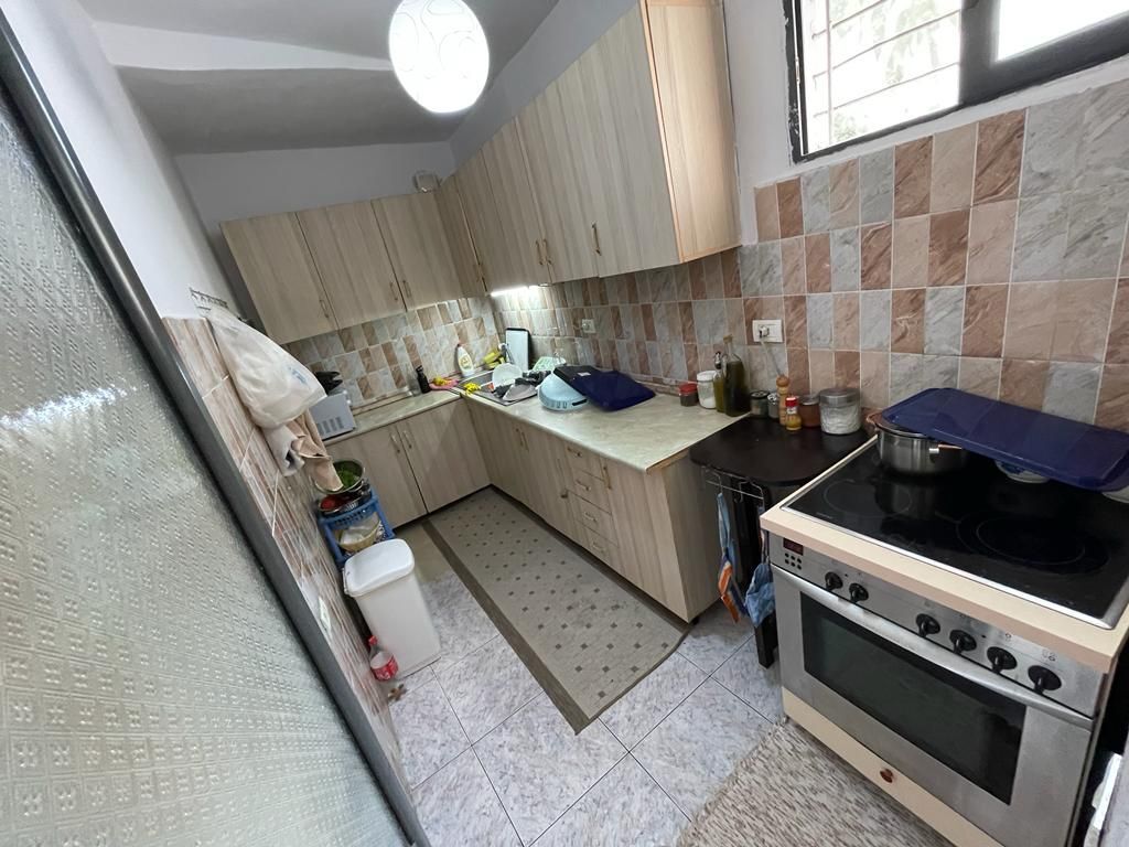 Qera | Shtëpi private 3 + 1 | Ali Demi | 700 €/muaj