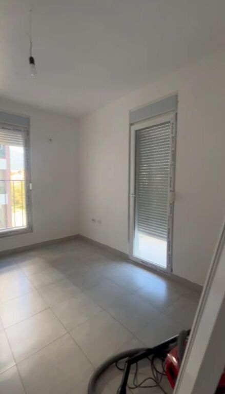 Rent, Apartament 3+1 , 5 Maji, 450 Euro/Muaj