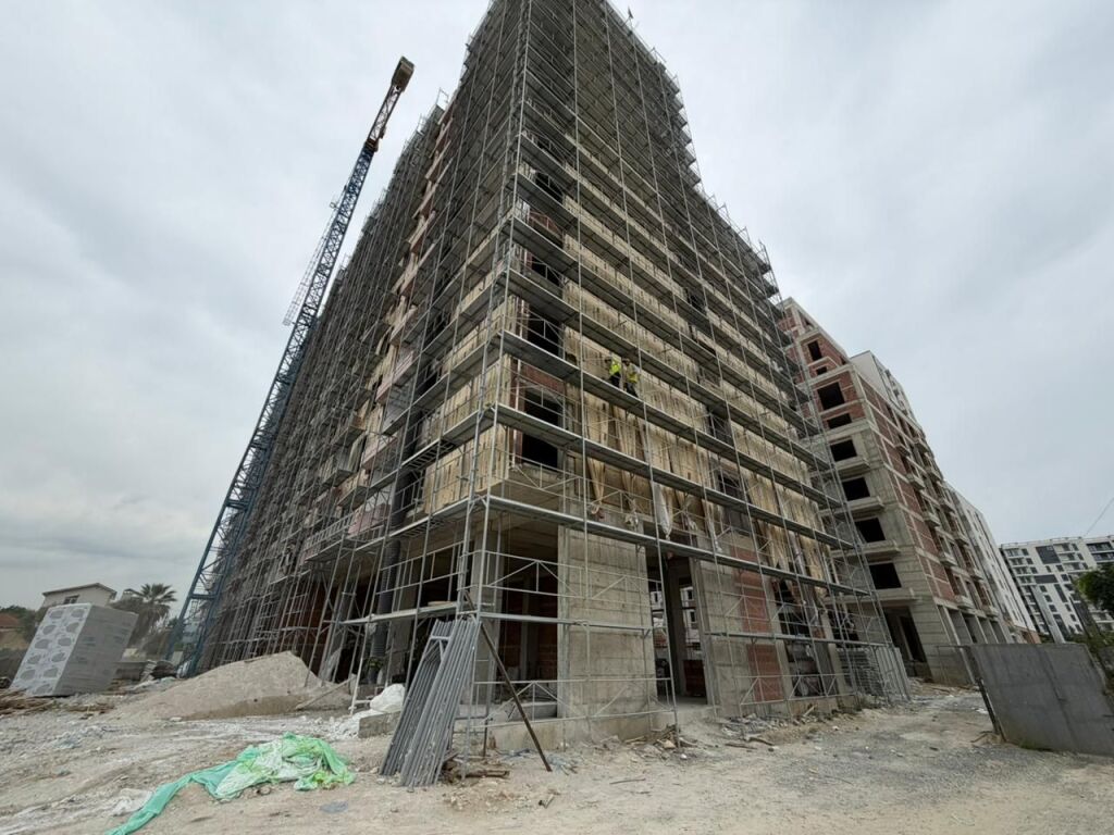 FOR SALE: 1+1📍Ish Fusha e Aviacionit (Near Dhori Leka School) - Plastering Phase || 145,000€ - Area 94m² - Suitable for Investment and Living