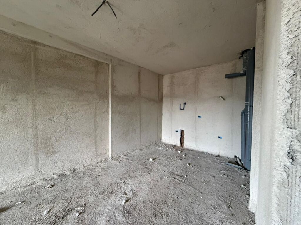 FOR SALE: 1+1📍Ish Fusha e Aviacionit (Near Dhori Leka School) - Plastering Phase || 145,000€ - Area 94m² - Suitable for Investment and Living