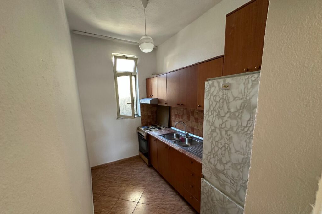 House 1+1 for rent, Zogu i Zi near the Red Cross 400 thousand lek