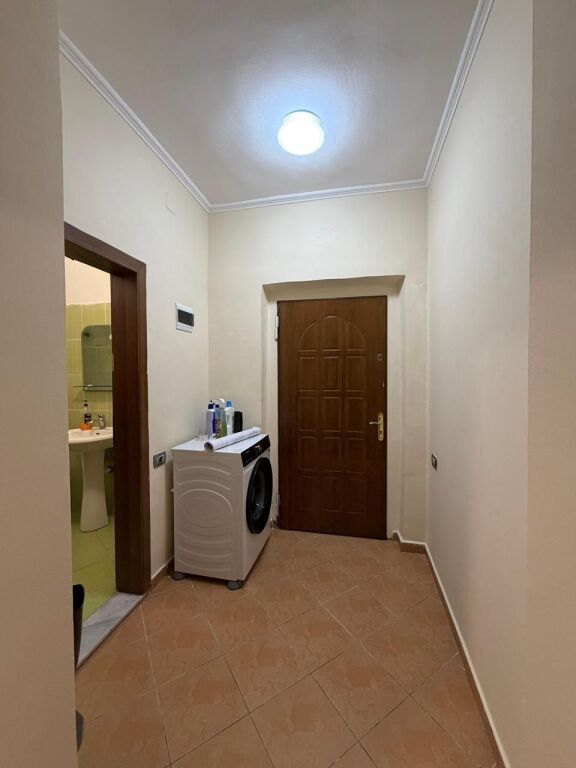 Apartament 1+1 qera, Medreseja