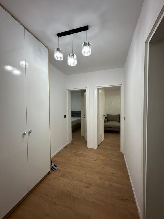 🏡 Vendesi in vendita Appartamento 1+1 – Via Irfan Tomini