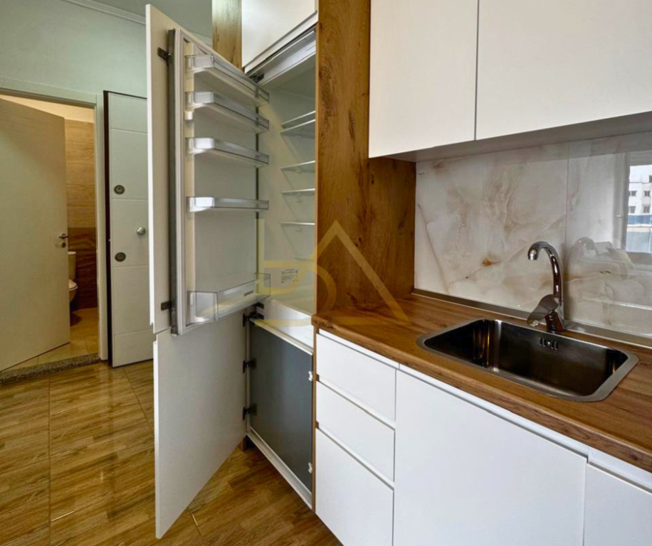 Modern Office for Rent – Bllok, Tirana