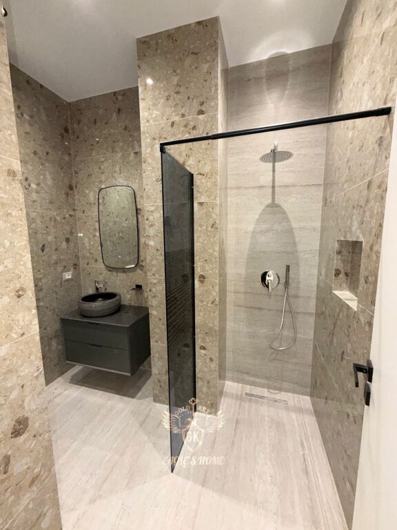 IN VENDITA Super APPARTAMENTO • 2+1+2 + VERANDA TRIBUNALE DURRES