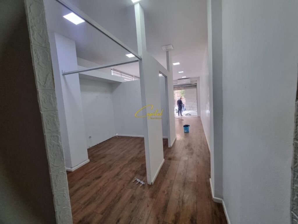 BUSINESS PREMISES FOR RENT 50 M2 MYSLYM SHYRI 60,000 LEKE