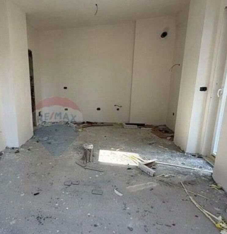 Apartament ne shitje, 2+1 me post parkimi tek Univers City! ID: 530181053-711