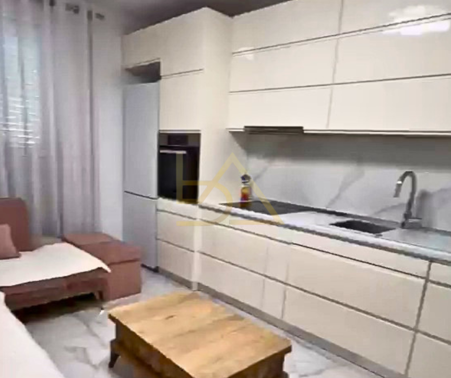Appartamento in Affitto – Tirana, 5 Maji