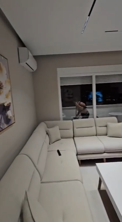 Fresk Rruga Xhon Belushi Shitet apartament luksoz 1+1
