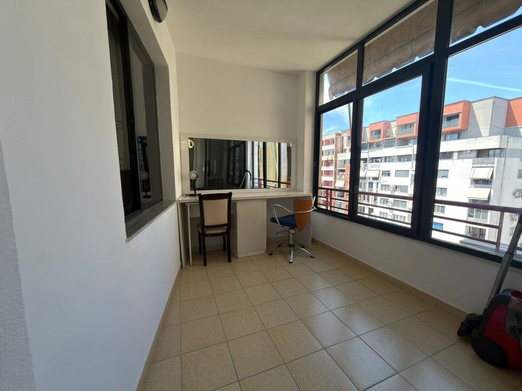 Astir, vendiamo appartamento 2+1! 185.000 €