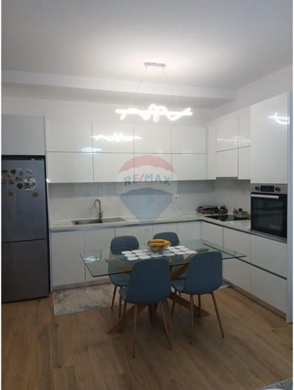Apartament 2+1+2 me qera te Siri Kodra Rez Siri 2.