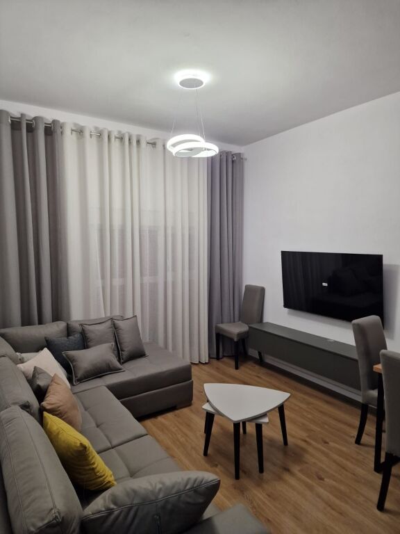 Apartament 1+1+P me qera