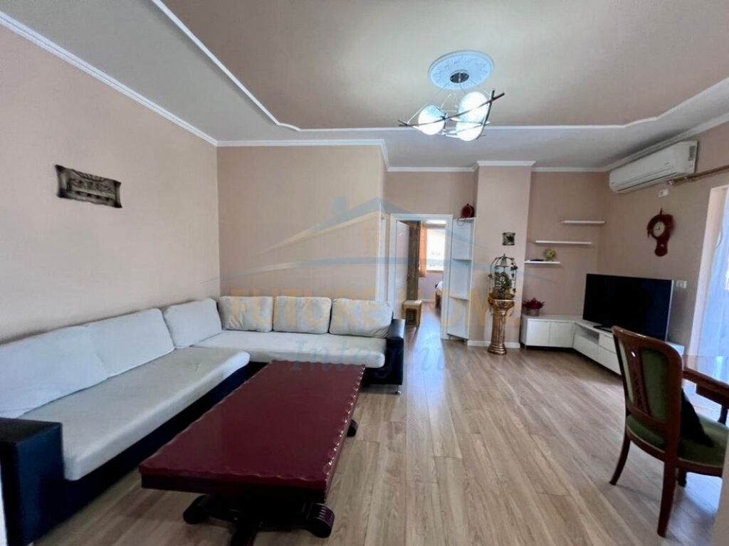 Qera, Apartament 2+1, Xhamllik, Tiranë.