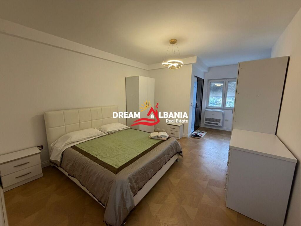 Jepet me qera apartament 2+1+2 tek Irfan Tomini prane shkolles 26 Nentori (ID 42215543)