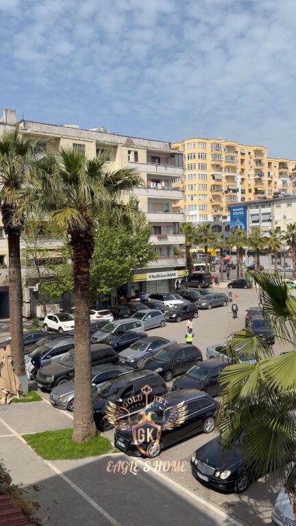 VENDESI 2+1 con Balcone 📍Stazione Ferroviaria • 135.000€