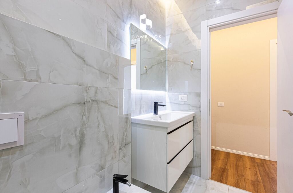 🟢 Shitet: Ultra 2+1+2wc &amp;Ballk. (📍Kompl. ARLIS - FARMACIA 10 ) Sip. 115m² Totalisht e Investuar, Kati 5 , Çmimi 265,000€ ✨️ + GARAZHD 27,000€