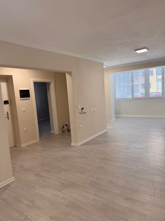 OFFICE FOR RENT 70M2 21 DECEMBER 800 EURO  FH-72663