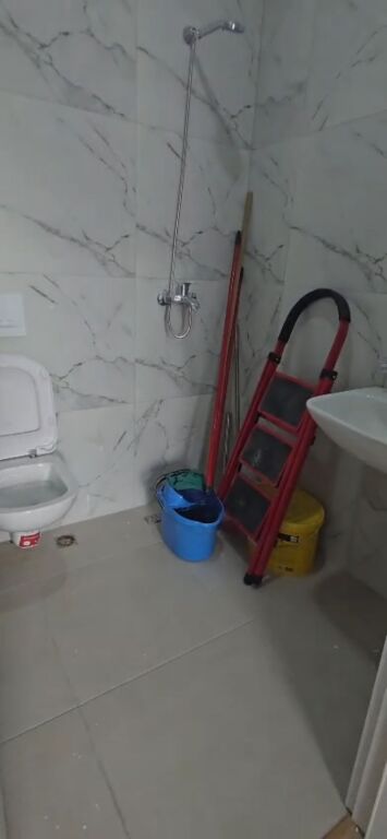 Qera | Apartament 2 + 1 | Rruga 5 Maji | 550 €/muaj