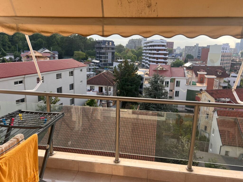 JEPET ME QIRA APARTAMENT 1+1 PRANE RRUGES SE ELBASANIT !