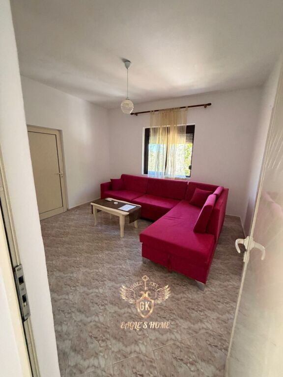 Villa in Affitto • 2 Piani, 3+1 con Cucina separata e garage al piano terra 📍Quartiere Nuovo, Scuola Hajdar Dushi 500€