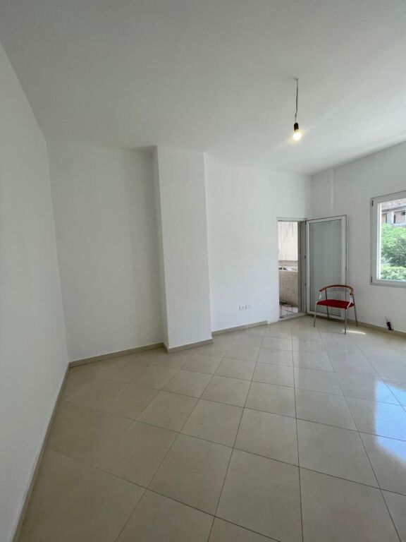 🏡 APARTAMENT ME QERA 1+1+Ballkon JEPET PER BIZNES