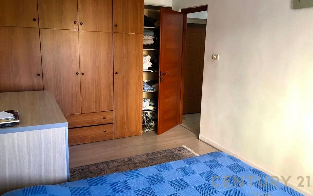 Apartament me qira 2+1 , Komuna e Parisit