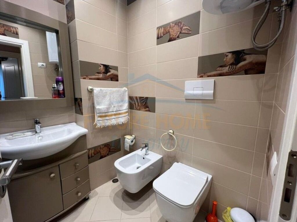 Qera, Apartament 2+1+2, Kopshti Zoologjik, Tiranë.
