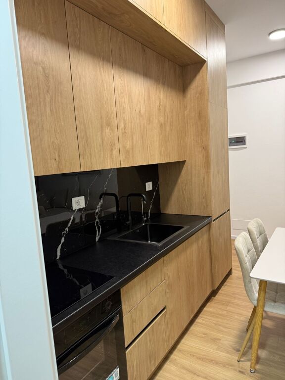 Jepet me qira apartament 1+1 në Fresk!