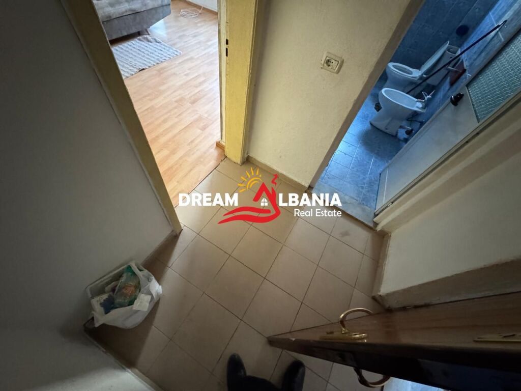 Vendesi in vendita 2 Appartamenti (1+1 e 2+1) al Incrocio del 21 Dicembre (ID 4139190)