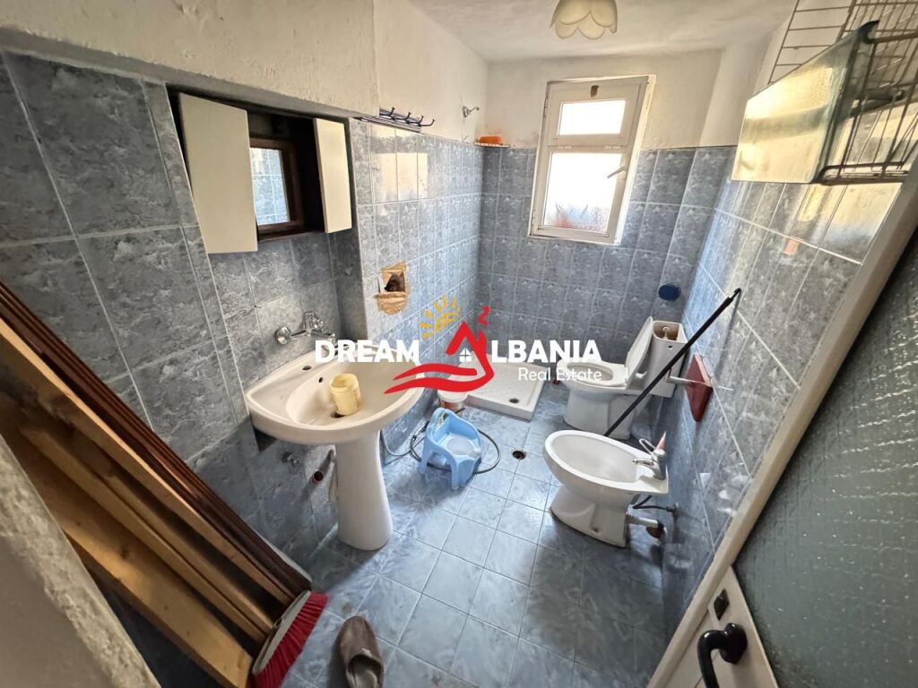 Vendesi in vendita 2 Appartamenti (1+1 e 2+1) al Incrocio del 21 Dicembre (ID 4139190)