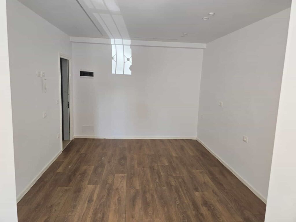 Garsoniere per Shitje tek Rruga 4 Deshmoret (ID BSHG38) Tirane
