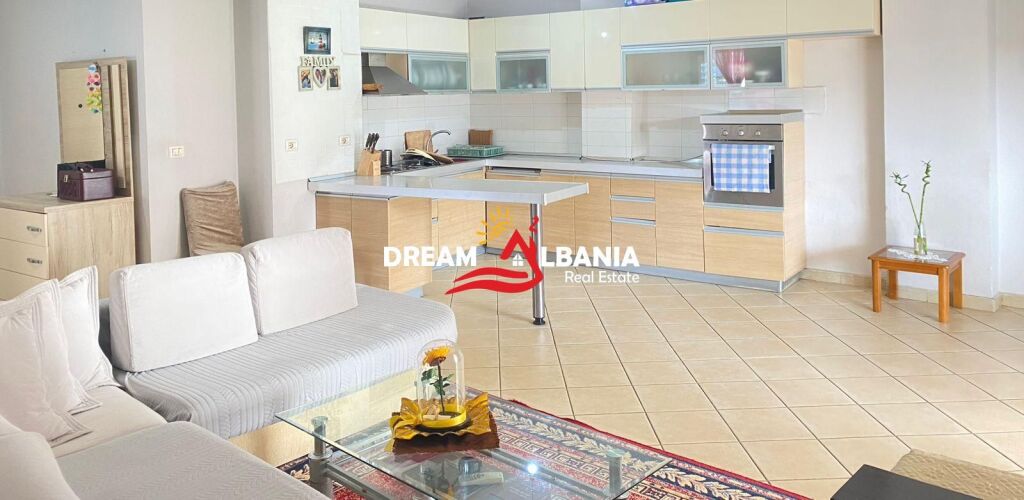 Appartamento 2+1+Veranda 62 m2 in vendita Astir, vicino a Ozone Electronic Tirana (ID 41212222)