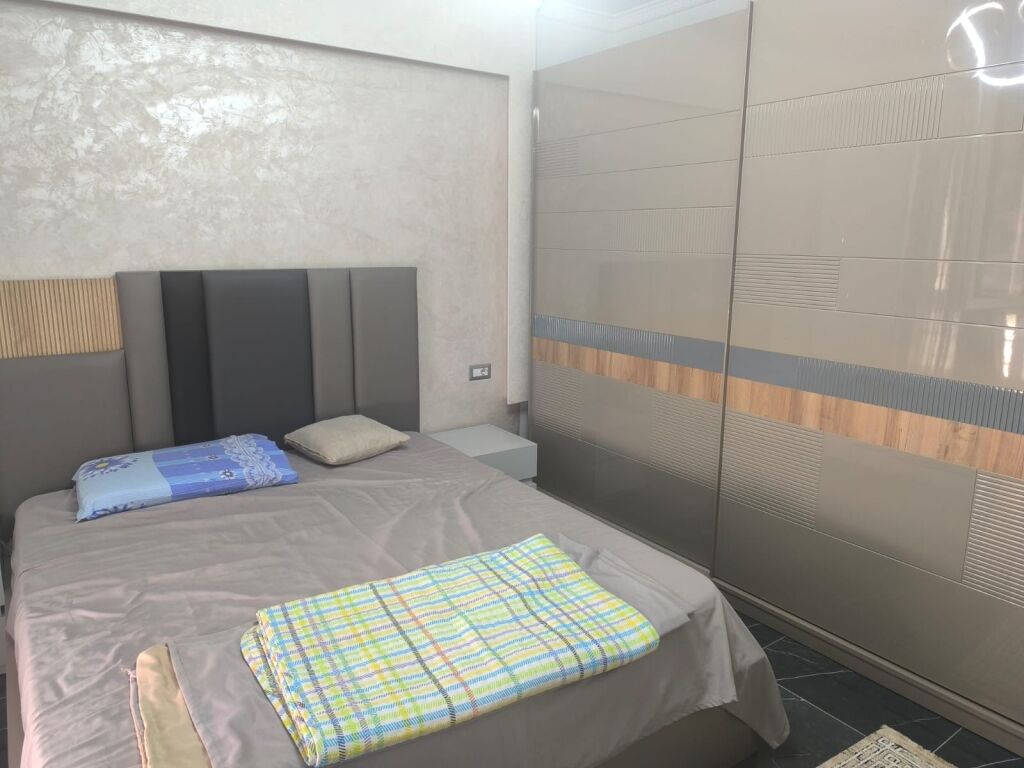 Shitet apartament 2+1 ne astir