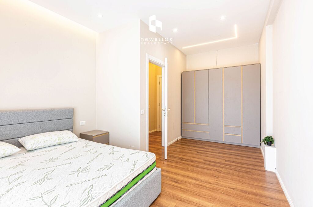 🟢 Shitet: Ultra 2+1+2wc &amp;Ballk. (📍Kompl. ARLIS - FARMACIA 10 ) Sip. 115m² Totalisht e Investuar, Kati 5 , Çmimi 265,000€ ✨️ + GARAZHD 27,000€